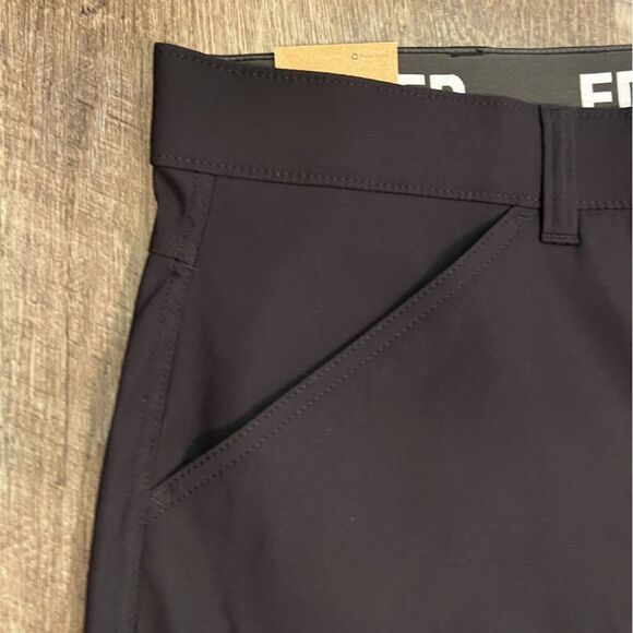 NWT Eddie Bauer Ranier Tech Pants Pockets StretchWater Repellant Black Sz 40x30 - Picture 6 of 10